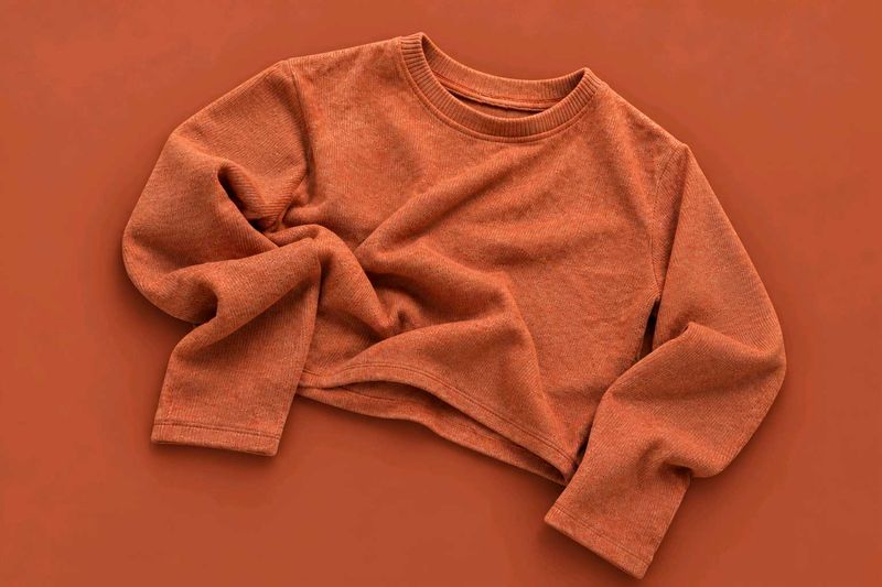 RUST ORANGE TEXTURED CREW NECK SWEATSHIRT