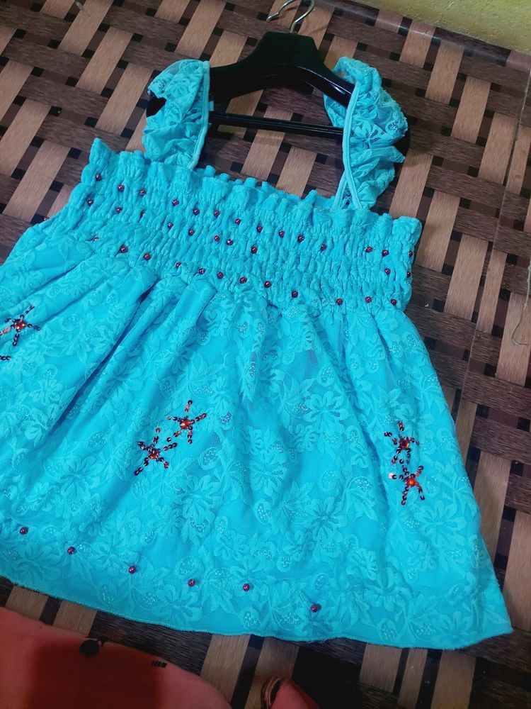 Women Western top ...condition Is good.