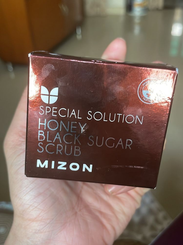 Mizon Special Solution Honey Black Sugar Scrub