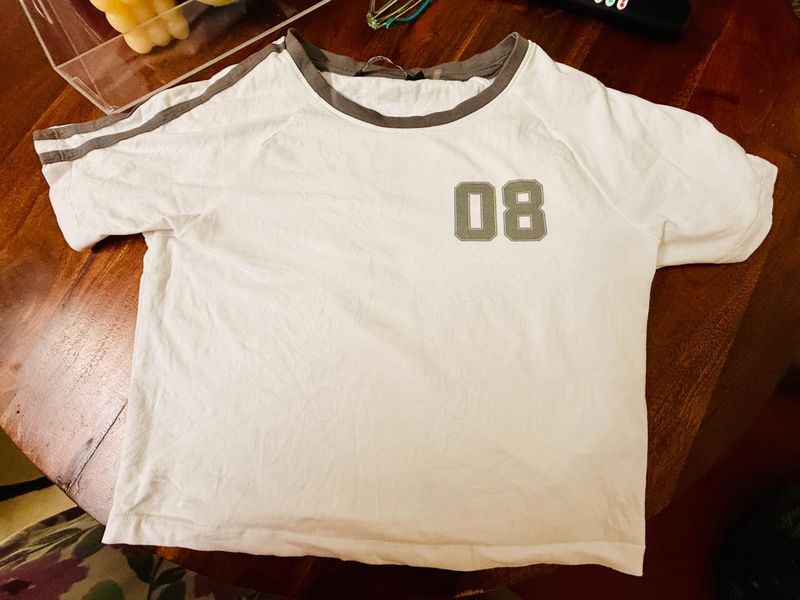 White "08" Graphic T-Shirt