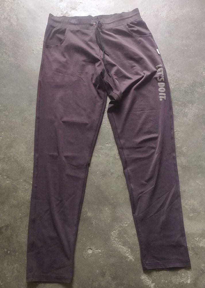 Comfortable Black Track Pant Men