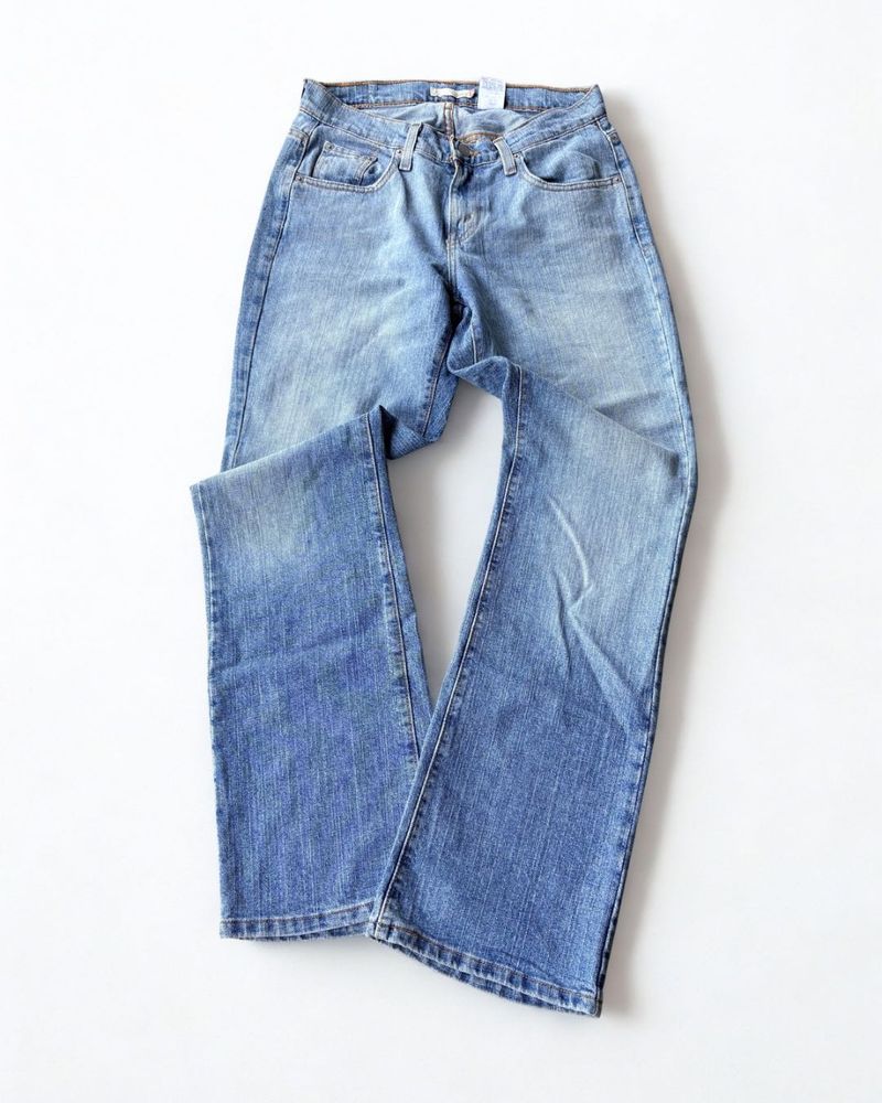 Levi’s Women’s made in mexico Flare Jeans