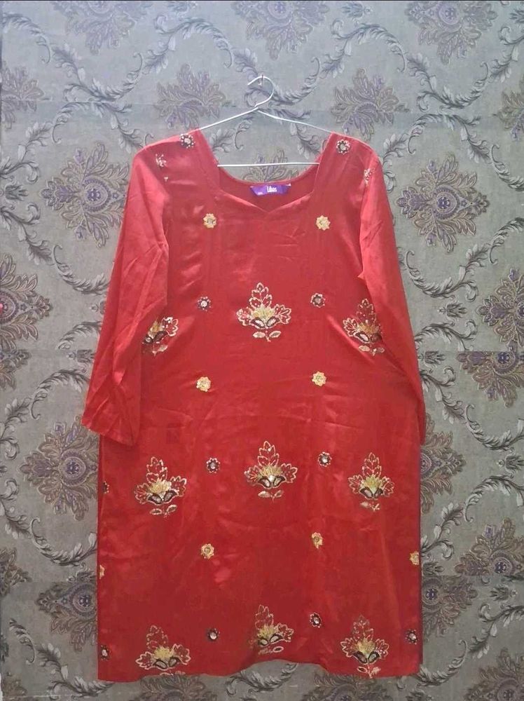 Red Embroidered Kurta dupatta of 2