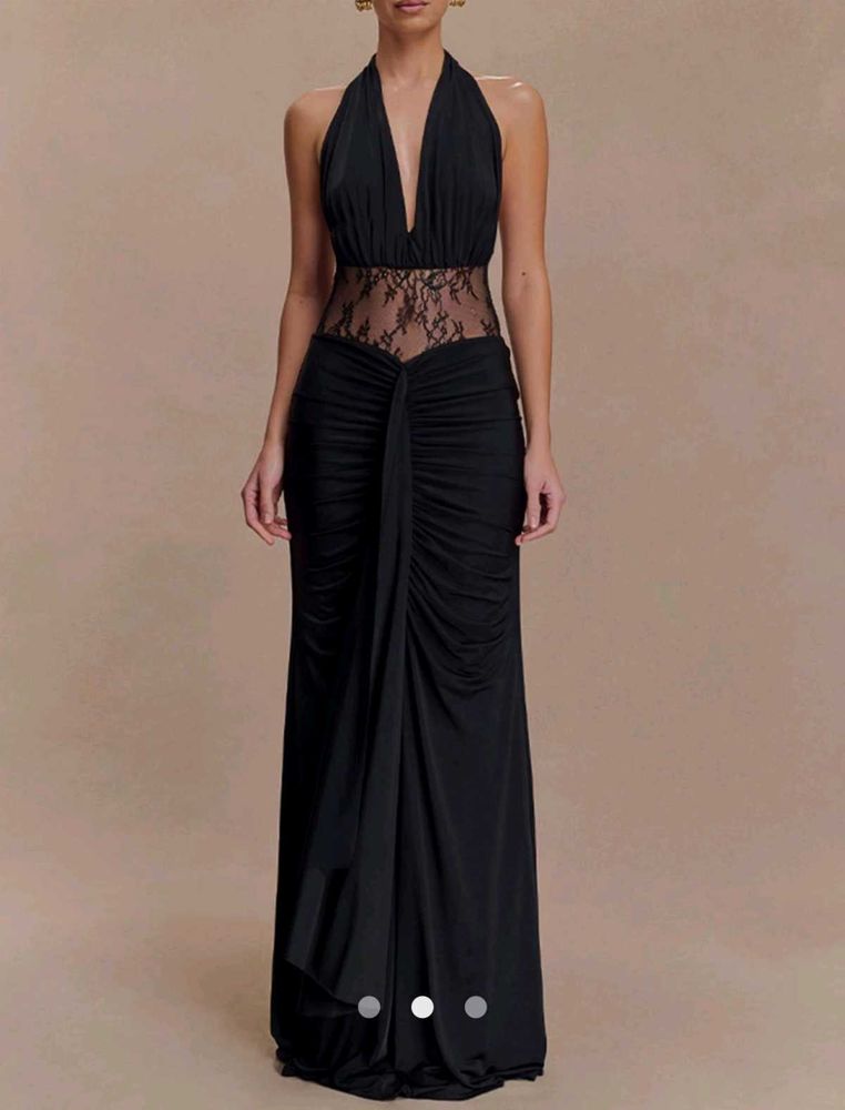 savana Elegant Black Halter Lace Dress