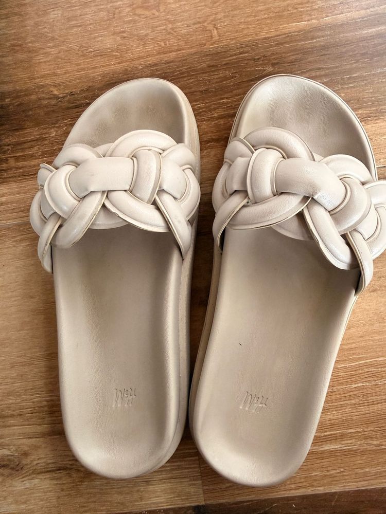 Stylish Beige Braided Slides