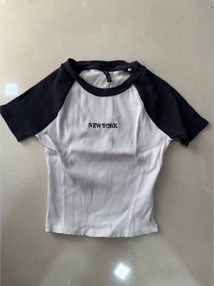 NEW YORK Graphic Ribbed Top
