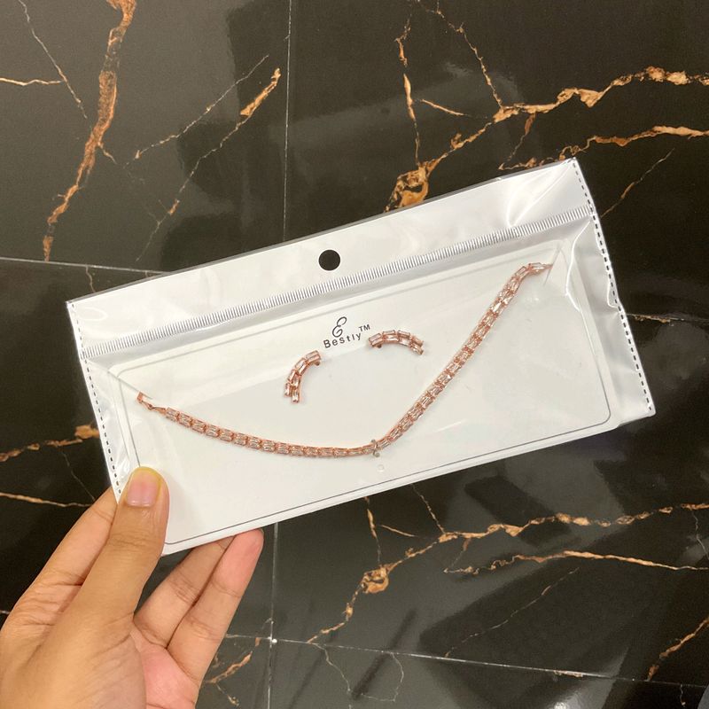 Mini Necklace Set (Pack Of 1)