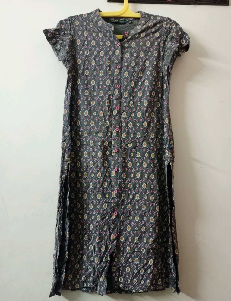 Printed Grey Button-Down Kurti