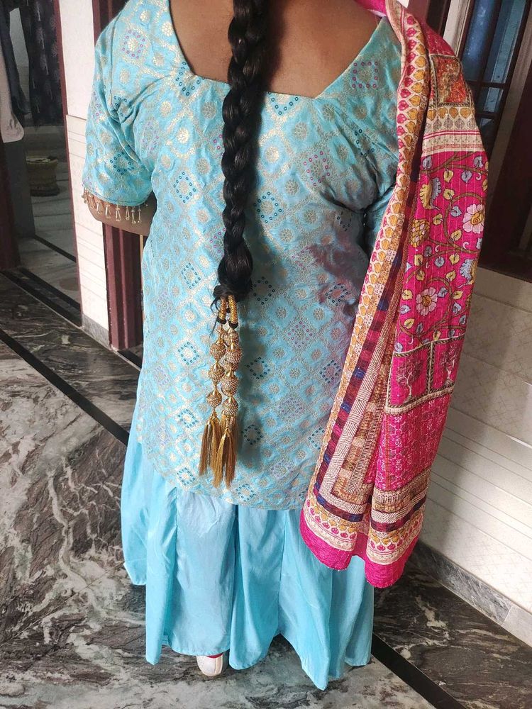 Kurta Set with Dupatta kaliyo plaper