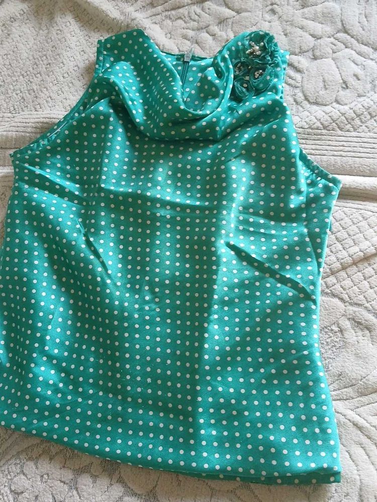 Chic Polka Dot Sleeveless Top