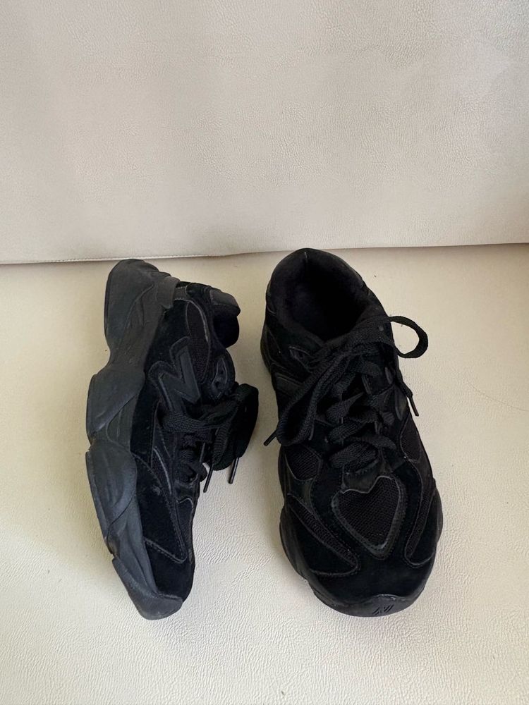 New Balance Sneakers