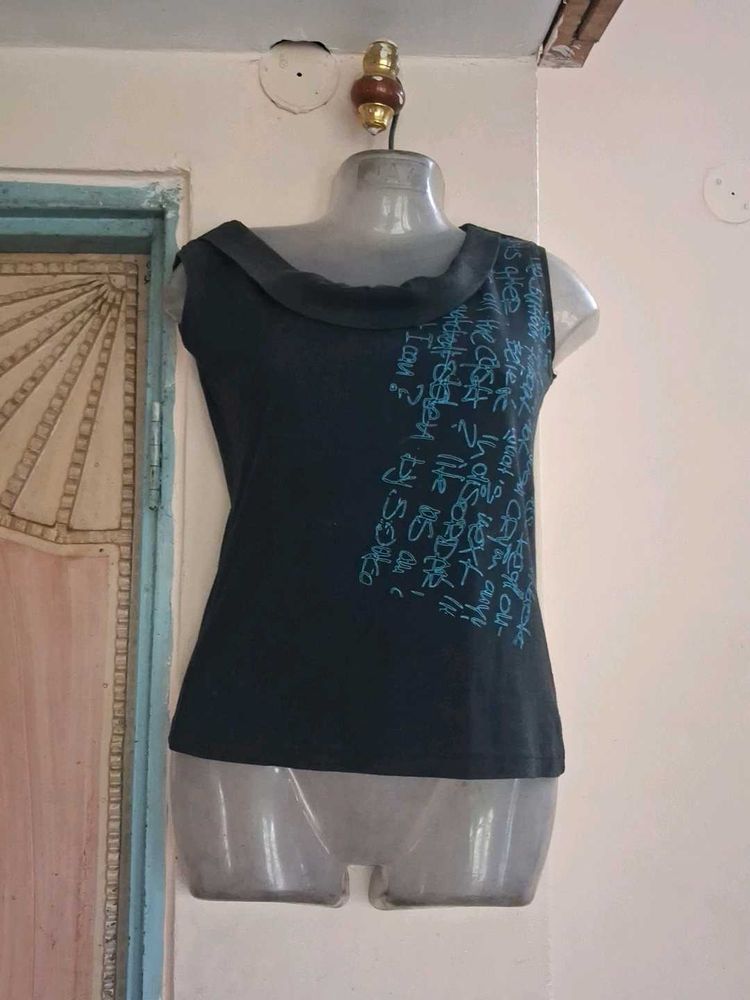 Stylish Dark Grey Graphic Print Top