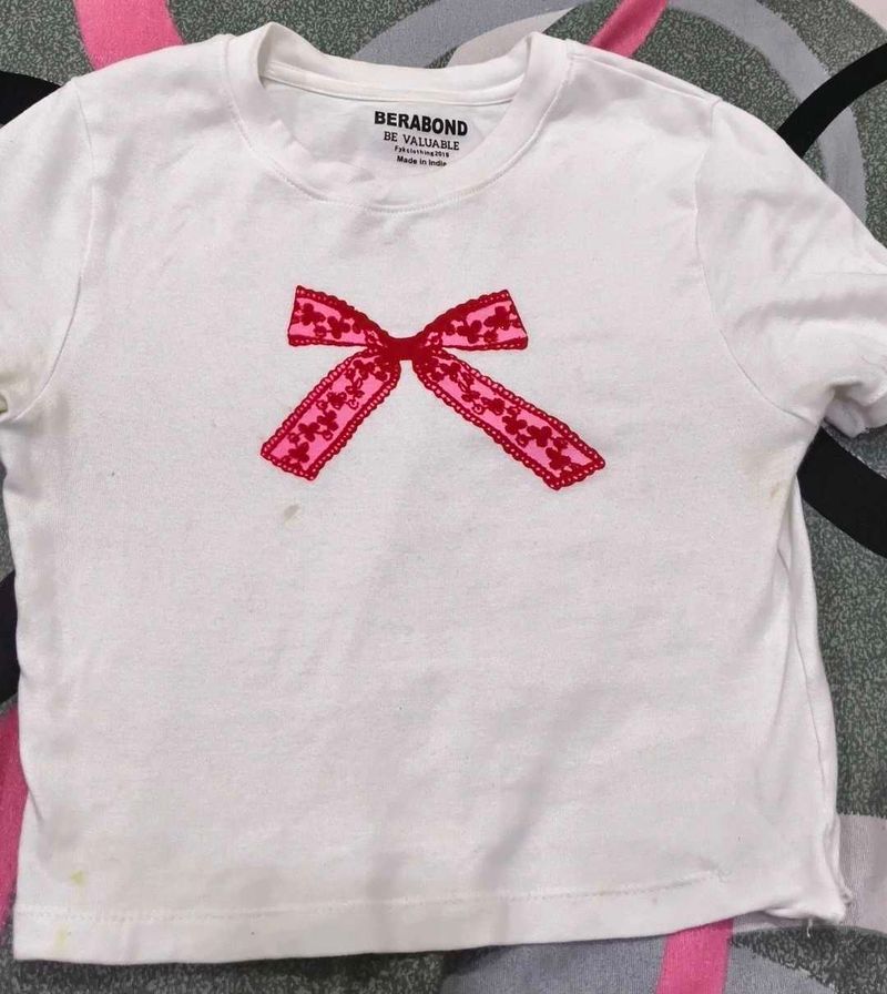 Cute Bow Graphic Tee
