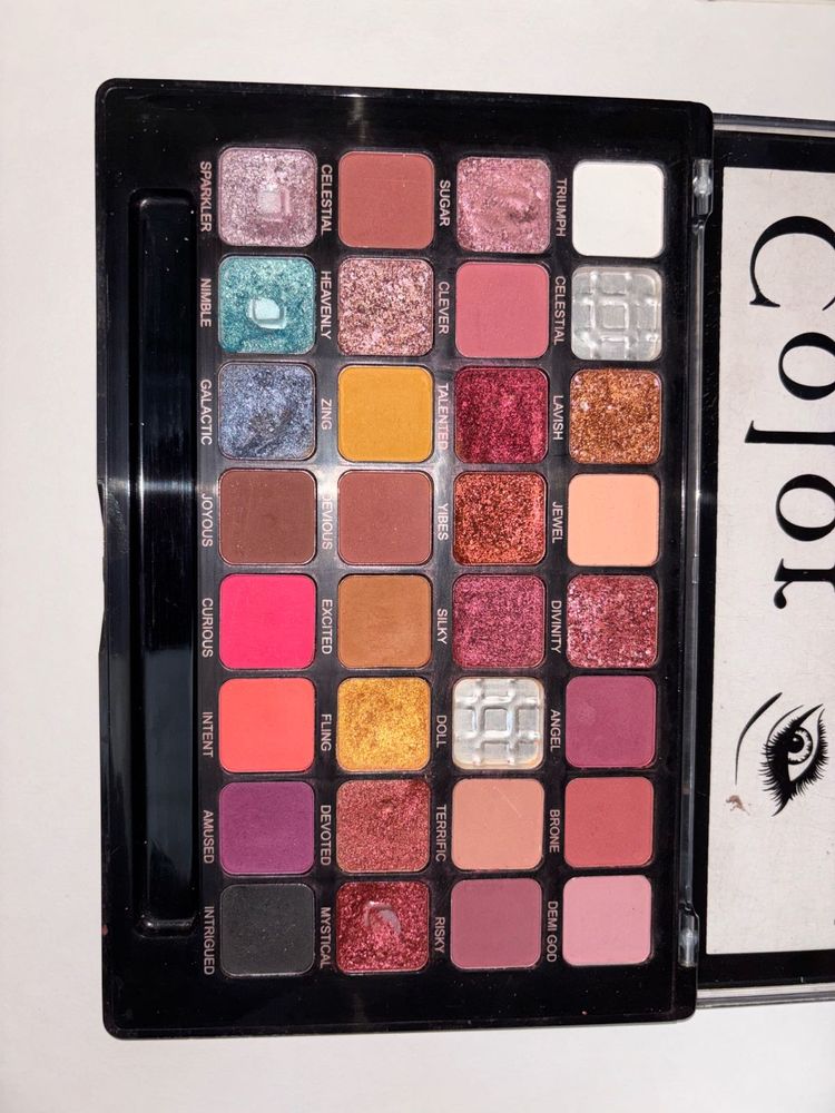 Eyeshadow palette