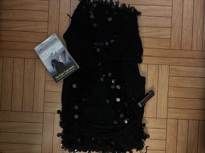 Sparkly y2k vintage Black Scarf with Fringe