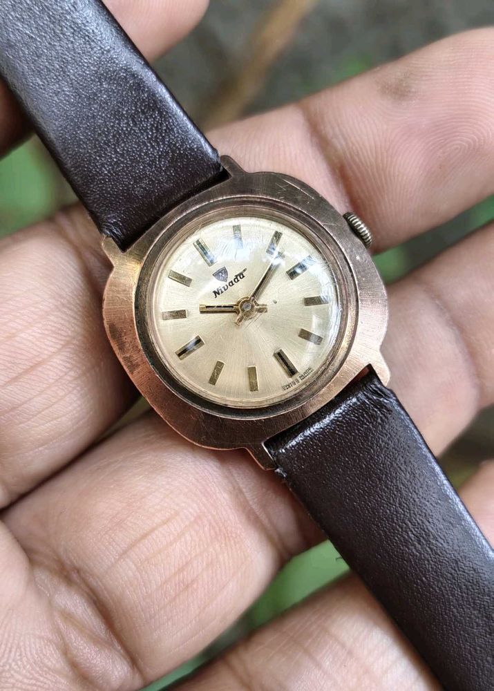 Nivada Swiss Made Analog Watch