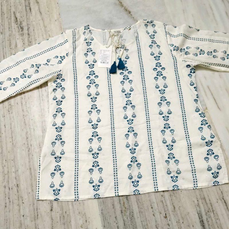 White &amp; Blue Printed Tassel Kurta