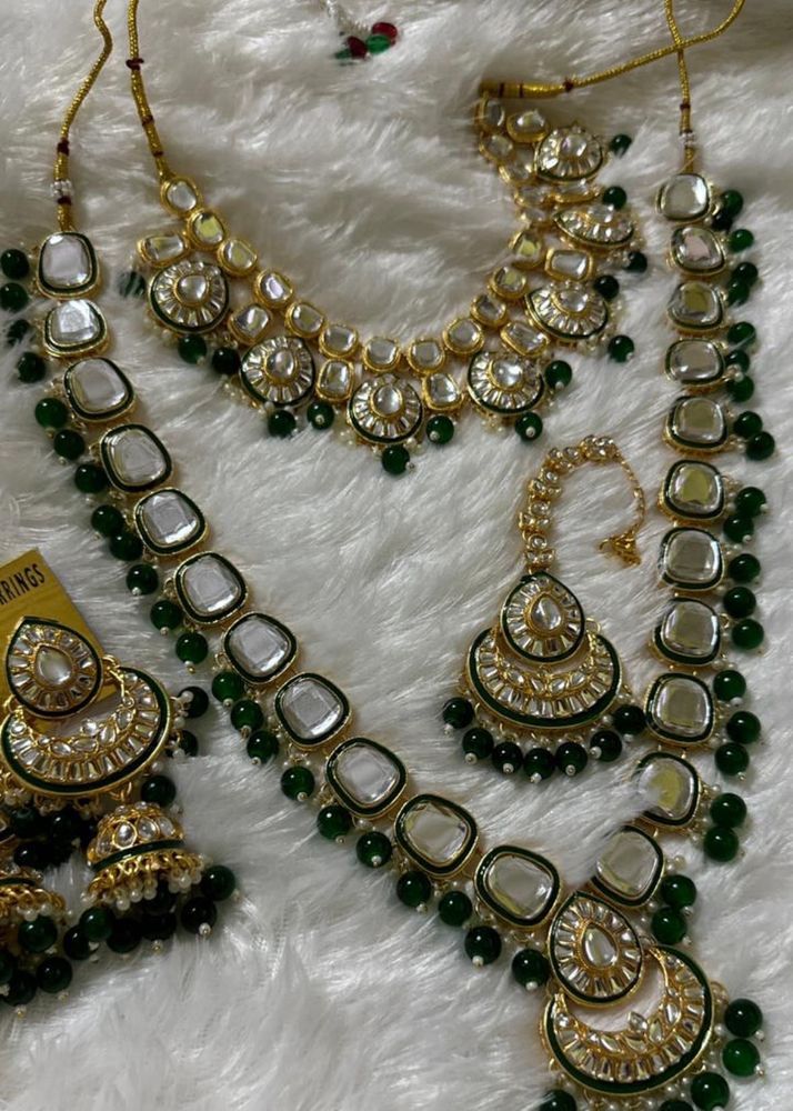 unused premium Stunning Kundan Polki Necklace Set