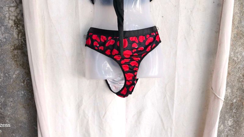 I. Red Heart Print Panty