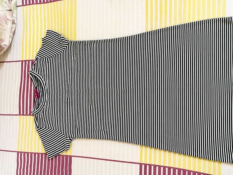 Classic Black &amp; White Striped T-Shirt Dress