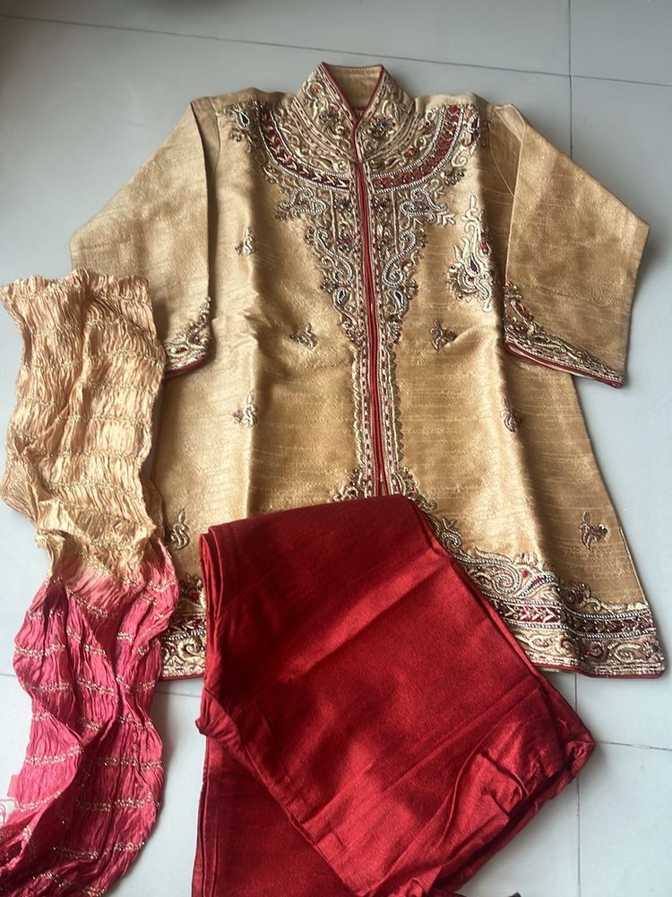 Elegant Gold Sherwani Set with Red Trousers &amp; Dupa