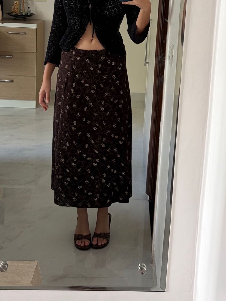 Vintage Brown Woolen Midi Skirt🤎