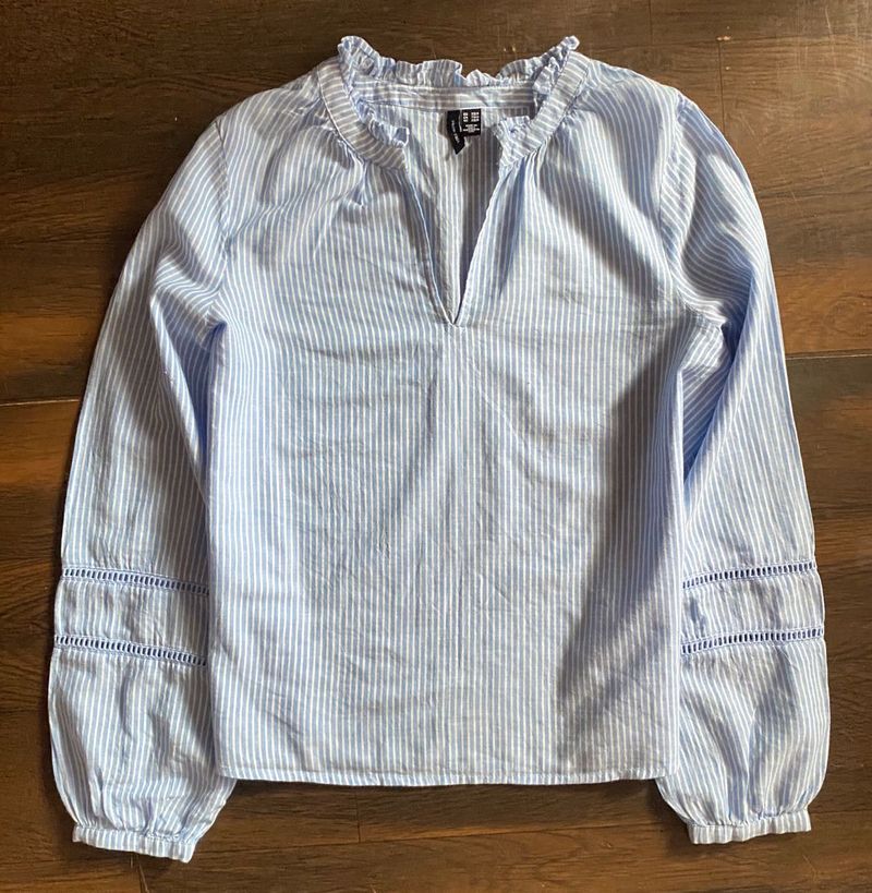 Vero Moda "VMISABELL DETAIL V NECK" Blouse