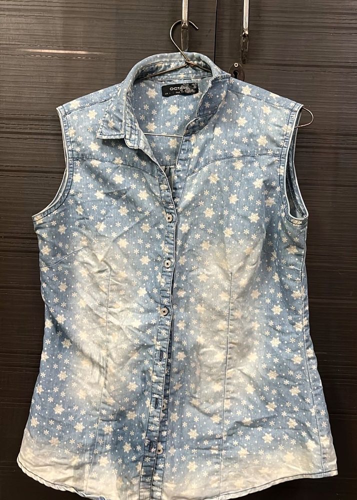 Sleeveless Denim Star Print Shirt