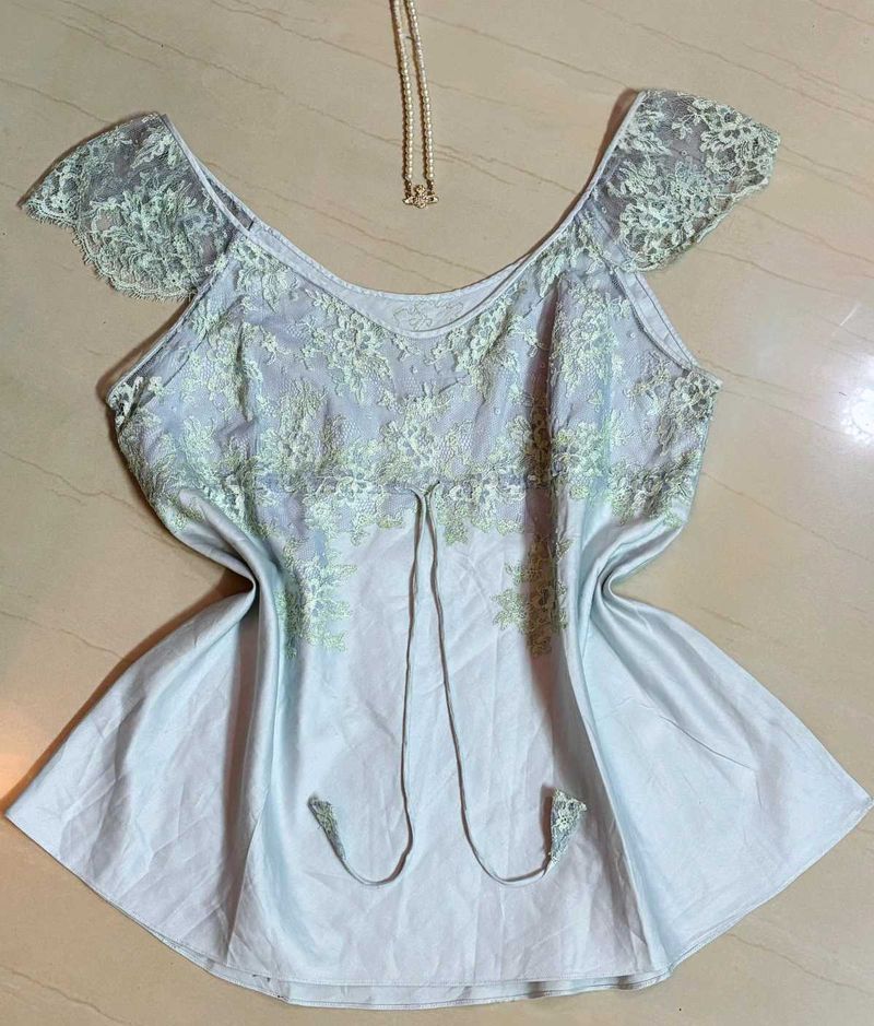 Elegant Lace Sleeve Blouse