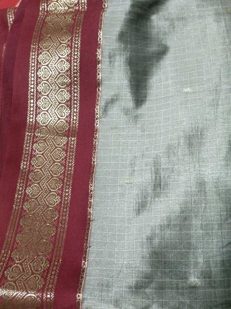 Elegant Grey Saree with Maroon Border