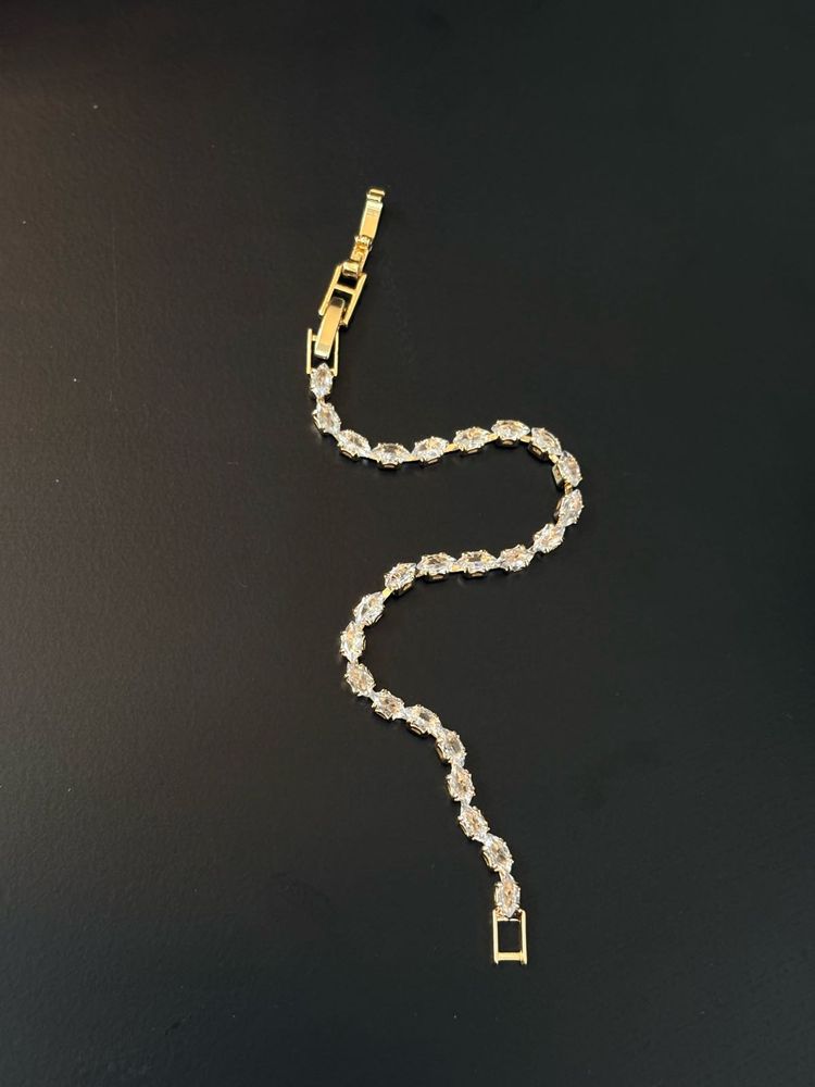 Sparkling Marquise Cut Tennis Bracelet