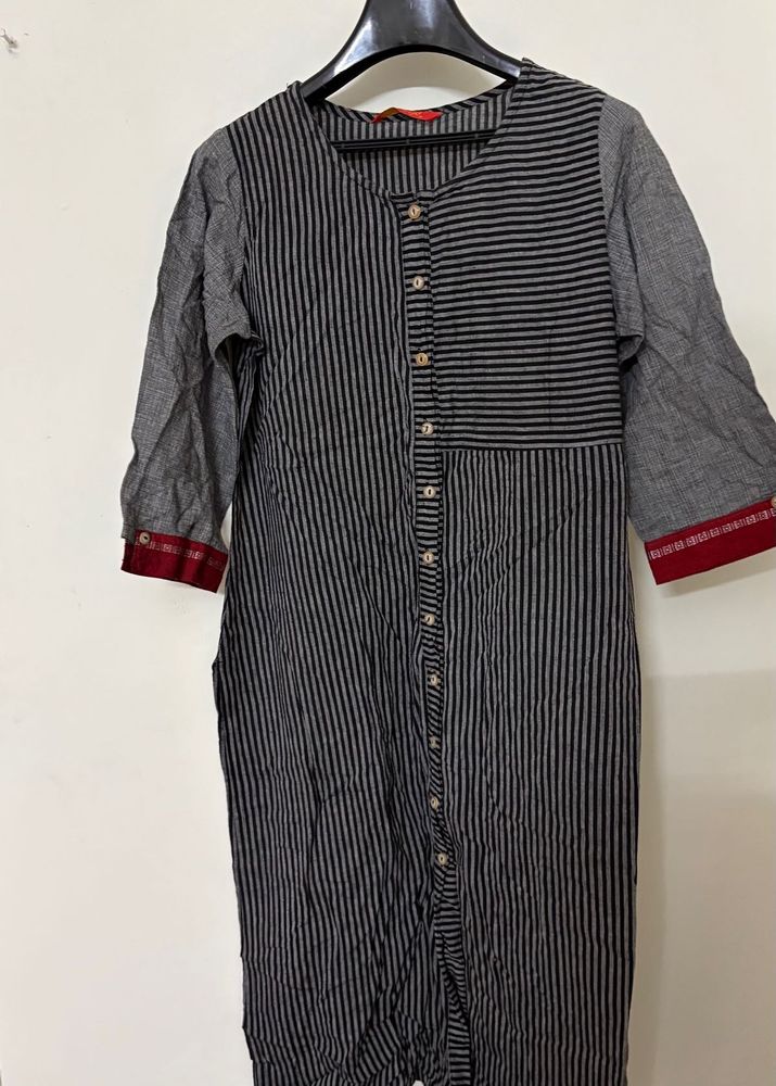 Ethnic Vertical Striped Button-Down Long Kurti
