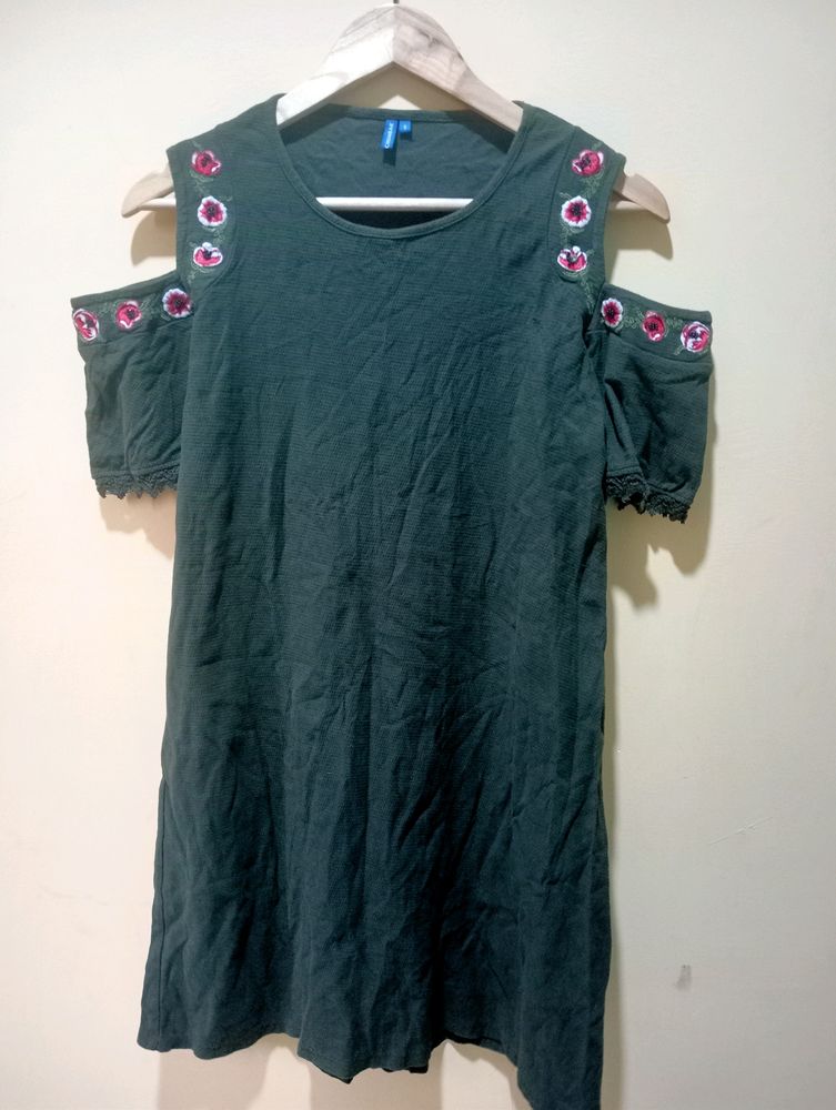Chumbak Green Embroidery Top