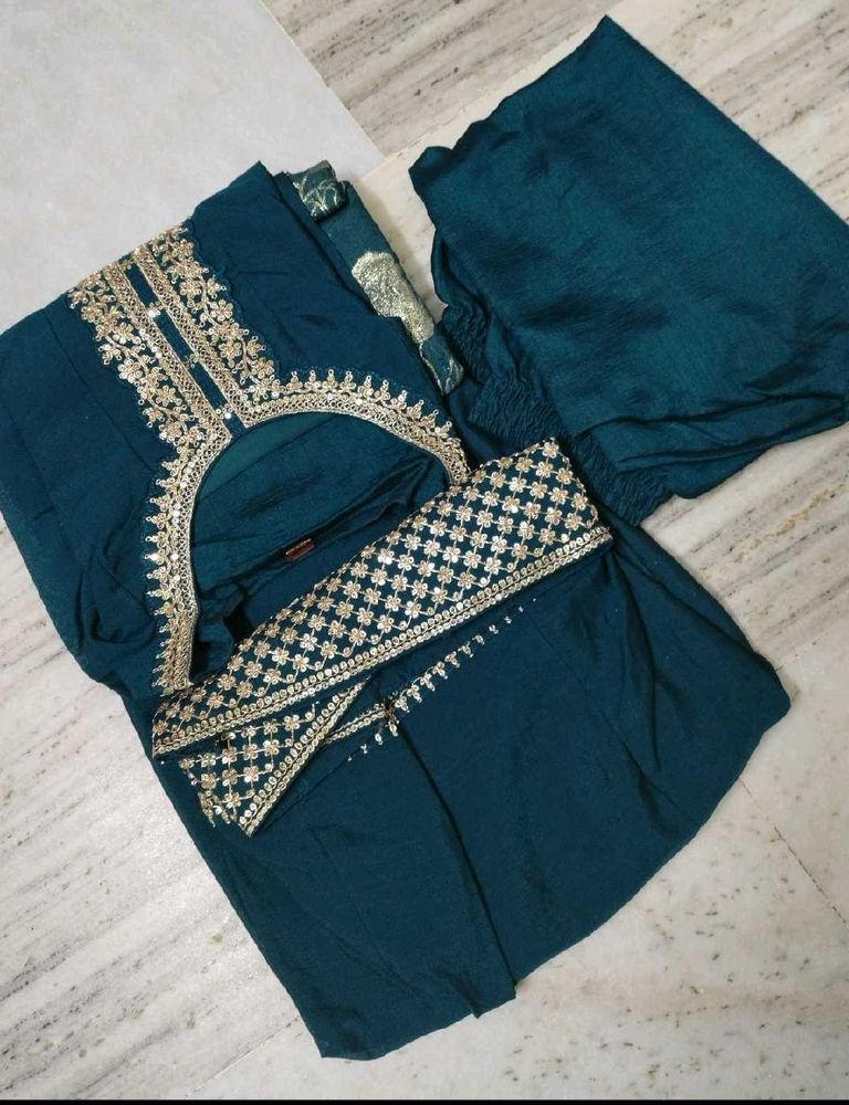 Elegant Teal Embroidered Kurta Set