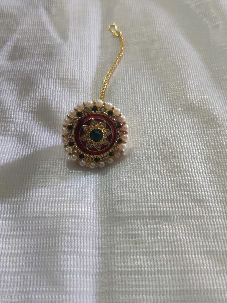 Elegant rakhdi rajputi