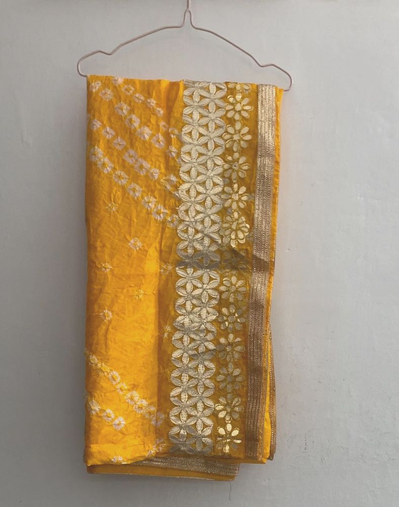 Bandhani Gota Patti Dupatta