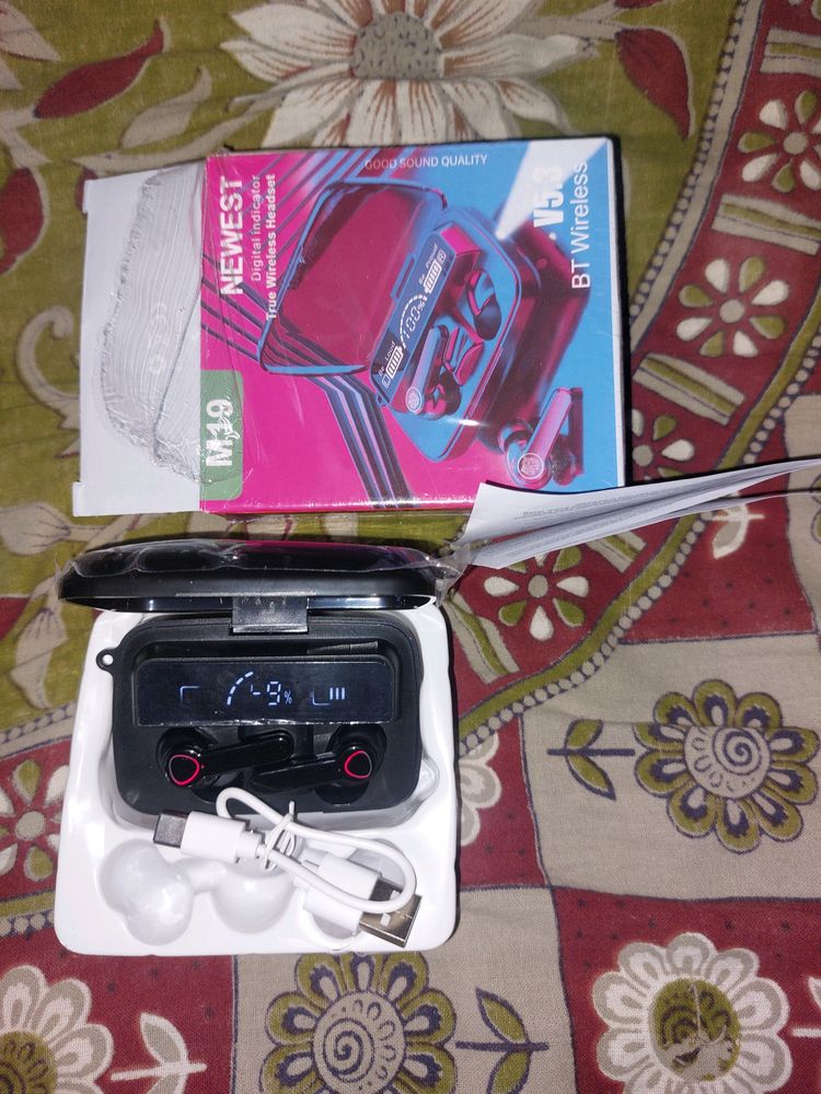 Earbuds