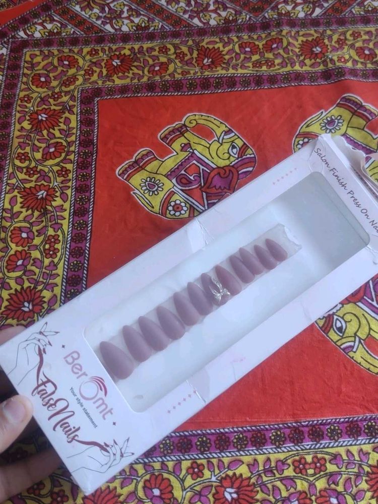 Press on Nails