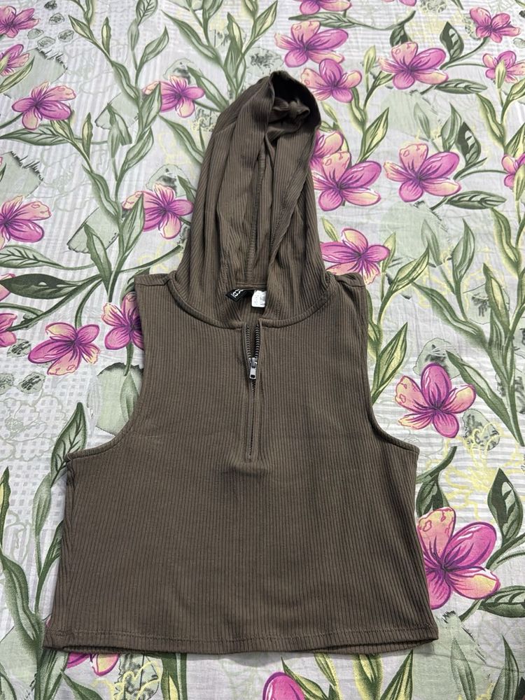 Ribbed Sleeveless Zip Hoodie Top
