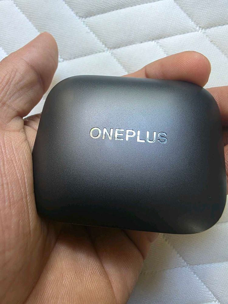 OnePlus buds 3