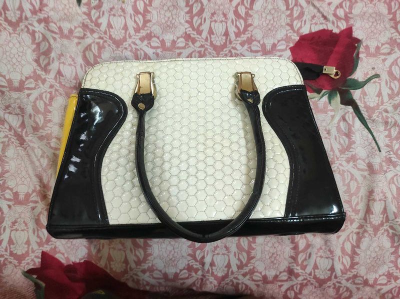 Chic Satchel Handbag