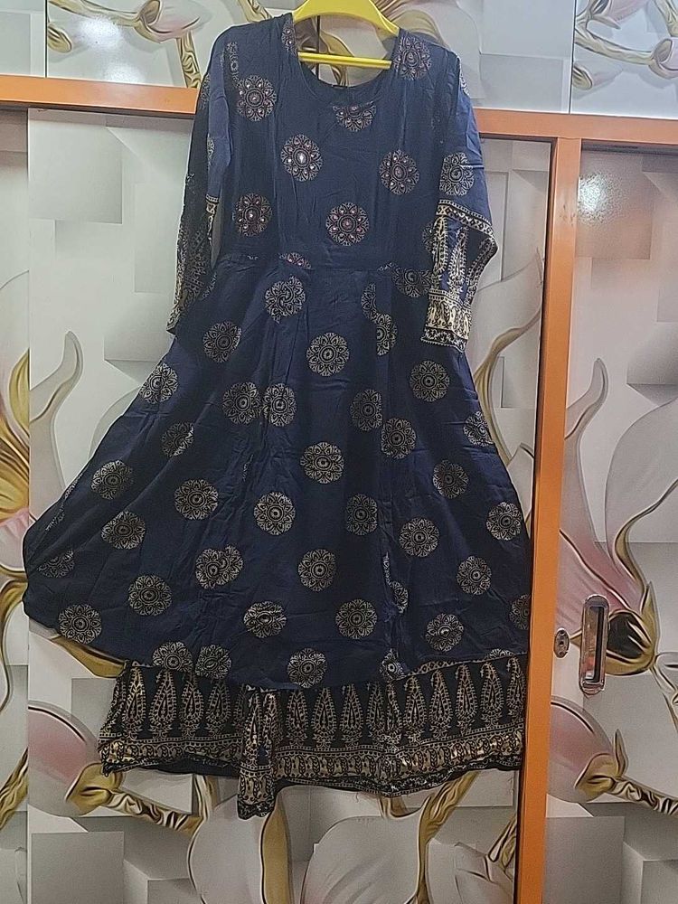 Elegant Navy Blue Printed Kurta