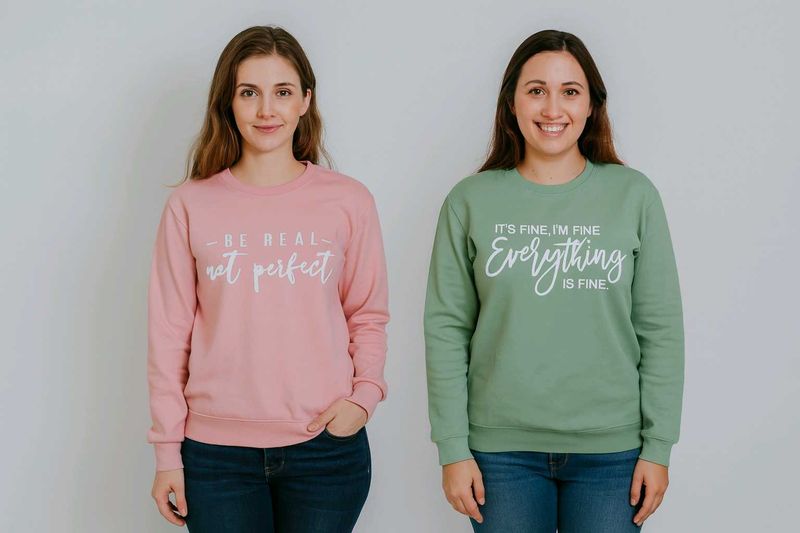 Combo Cute Graphic Print Sweatshirts🎀🌸