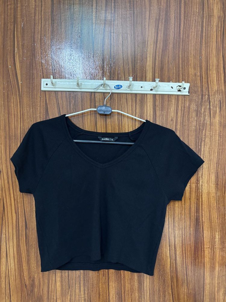 Solid Black V-Neck Cropped Top