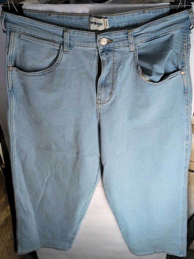 Wrangler Light Wash Denim Jeans