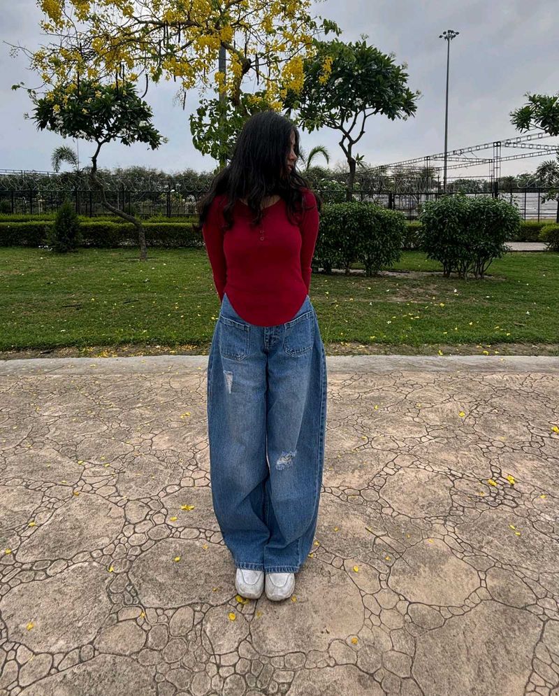 baggy jeans size:28 colour light blue 🔵