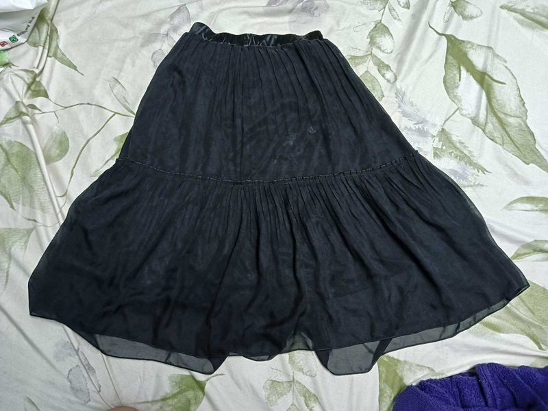 Flowy Black Midi Skirt