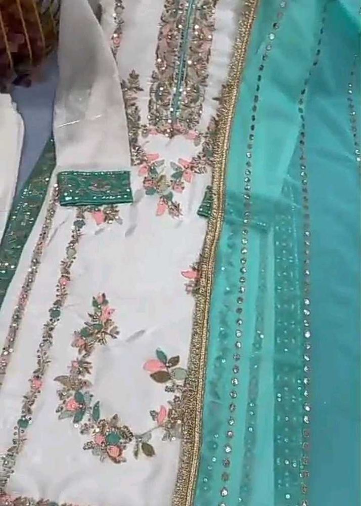 all size available last 32 pis avilable butiful dr
