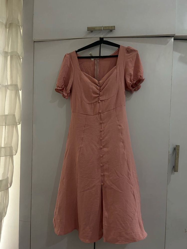 Chic Pink Puff Sleeve Midi Dress