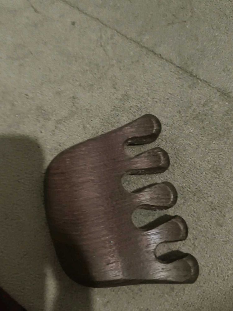 wooden com